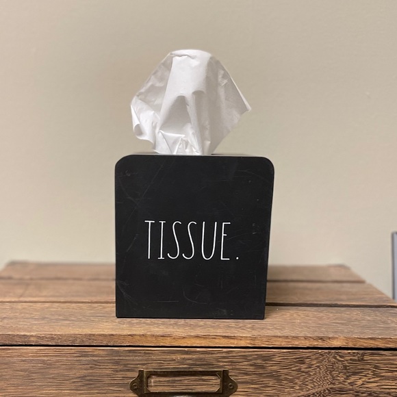 Rae Dunn Tissue Box Holder